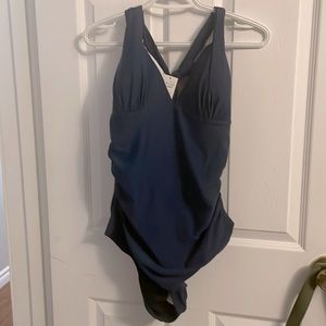 CUPSHE Women One Piece Swimsuit Deep V Neck Tummy Control Halter